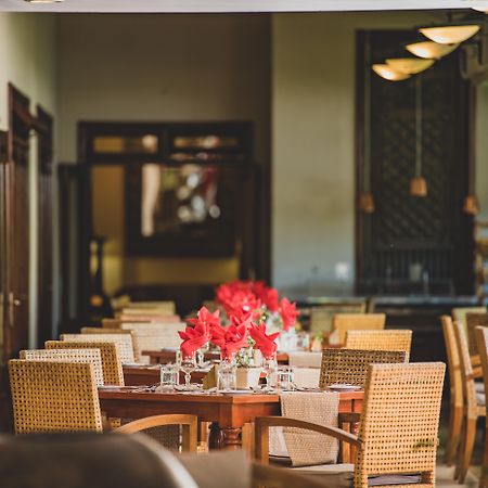 Aanari Hotel & Spa- Mauritius Flic-en-Flacq Dış mekan fotoğraf